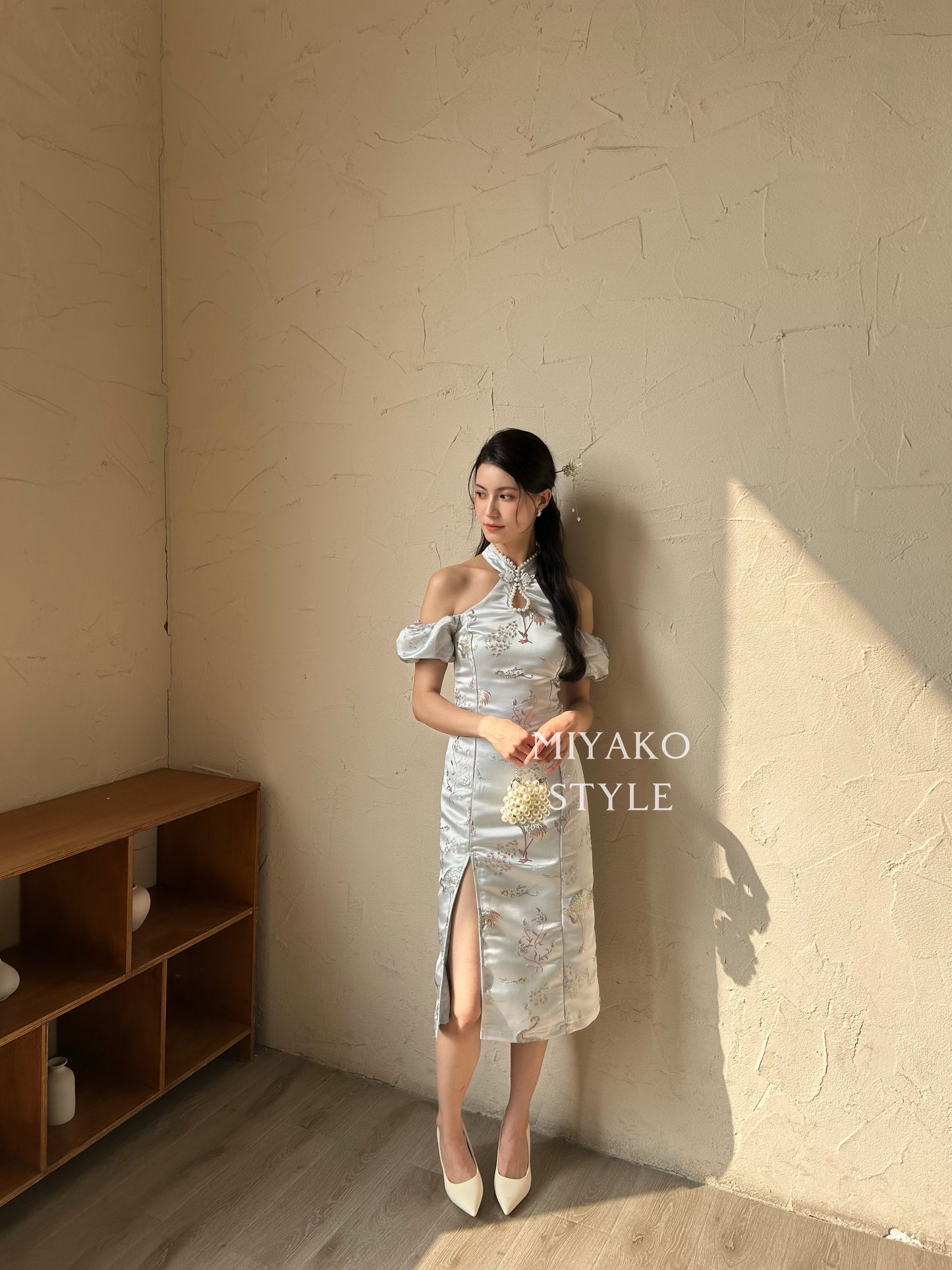 【珠光宝气】Flamingo premium cheongsam long dress in blue 蓝色长裙