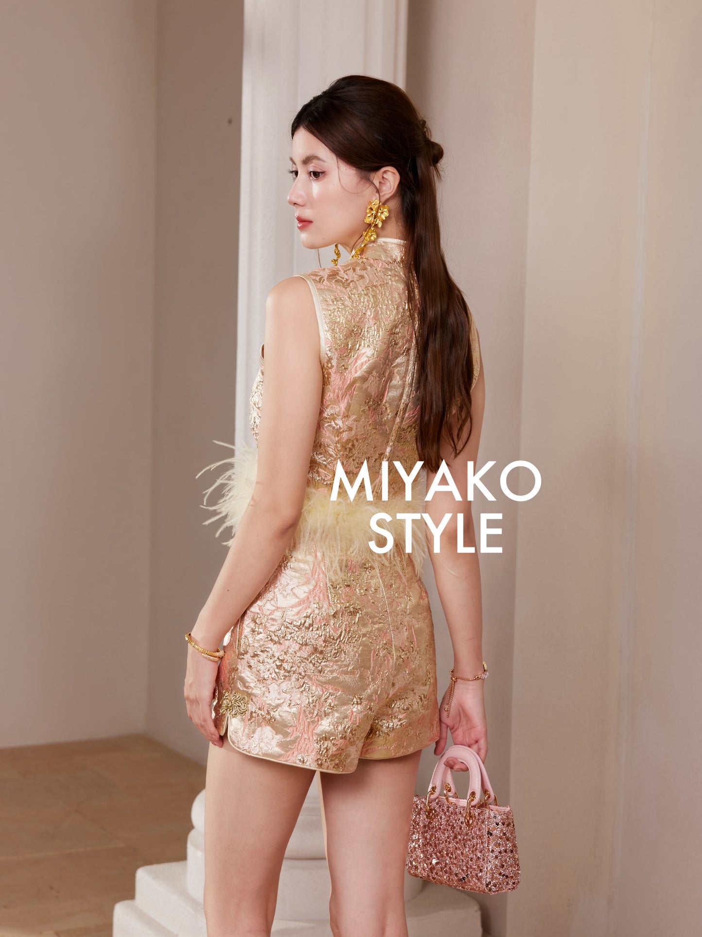 【金光灿烂】Shine Detachable Fur Sleeveless Top in Pink Gold 粉金色女装上衣