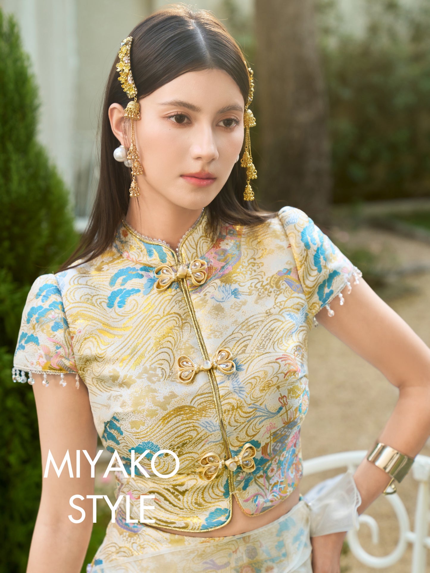 【金碧辉煌】Luxe Premium Short Sleeve Crop Top 女装短袖上衣