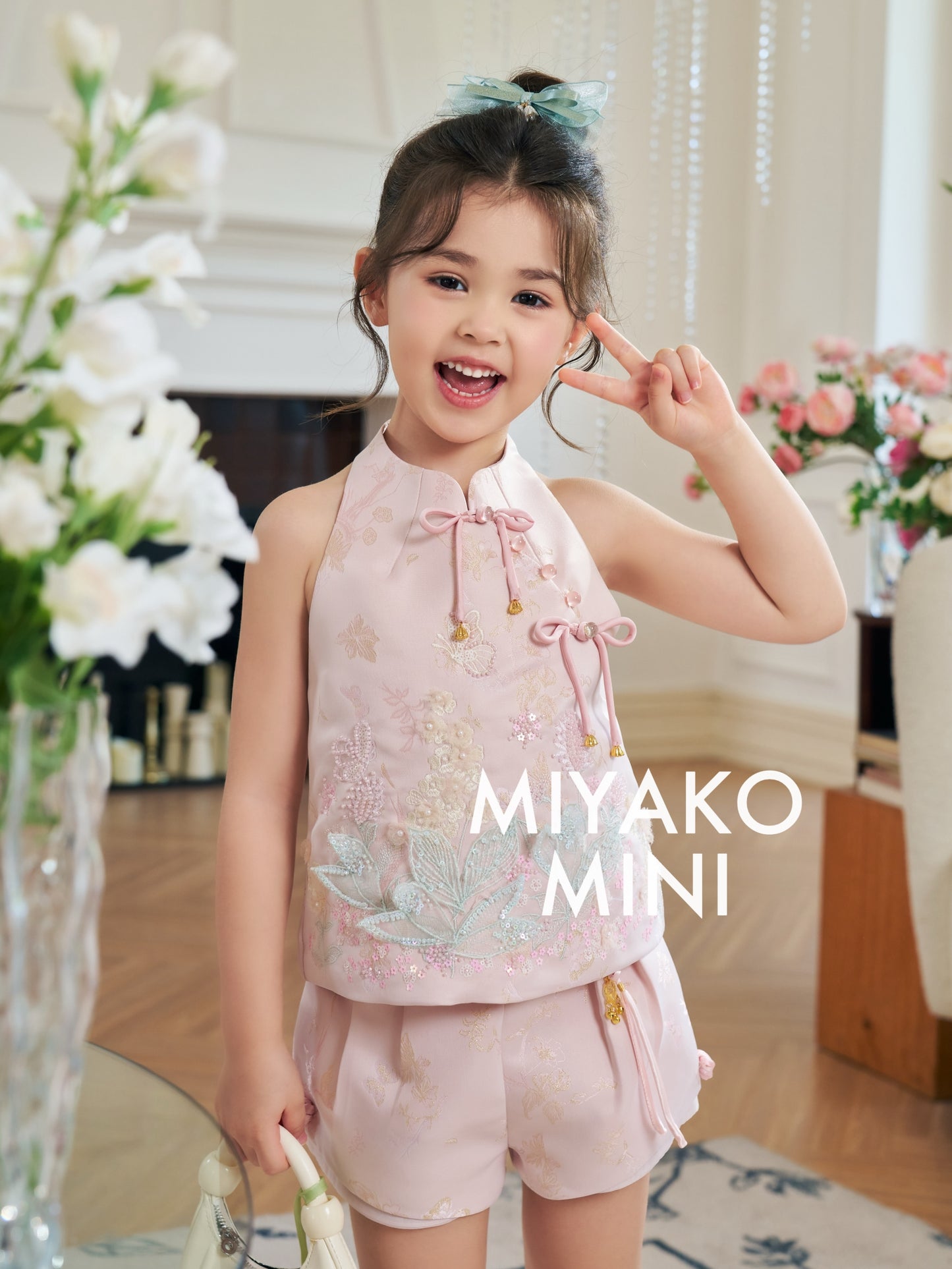 【花花世界】Fabulous Premium Embroidered Girl Short in Pink 粉色小女孩短裤