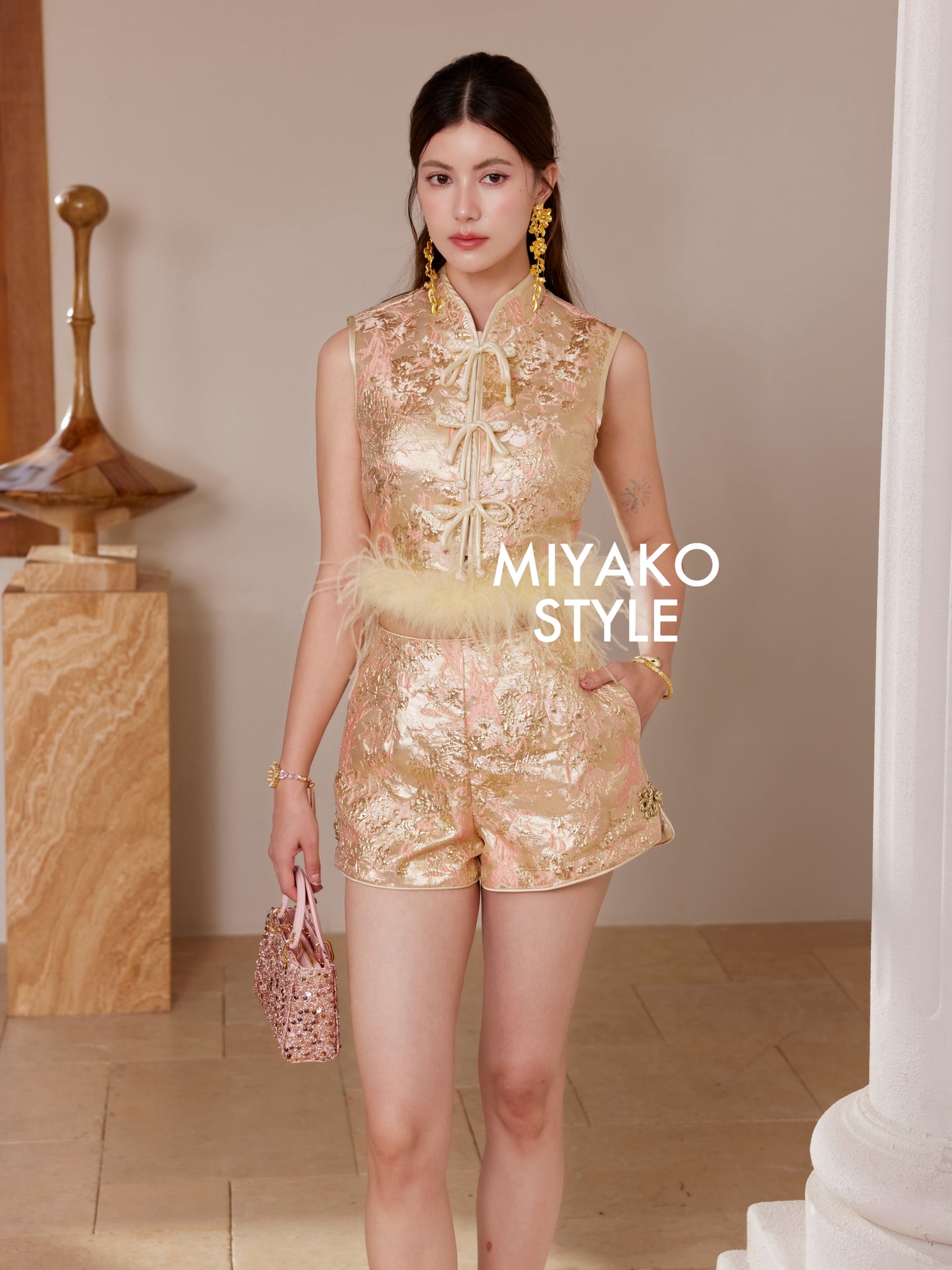 【金光灿烂】Shine Detachable Fur Sleeveless Top in Pink Gold 粉金色女装上衣