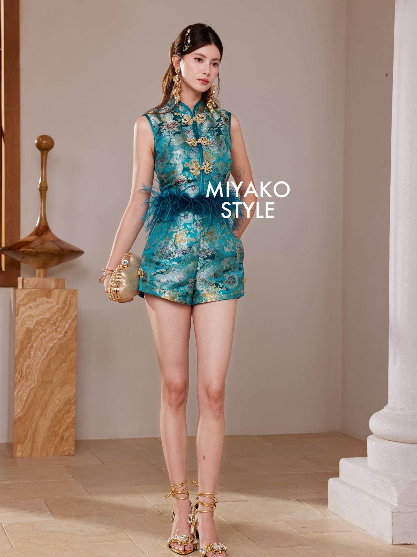 【名门望族】Noble Premium Short in Peacock Blue 孔雀蓝女装短裤