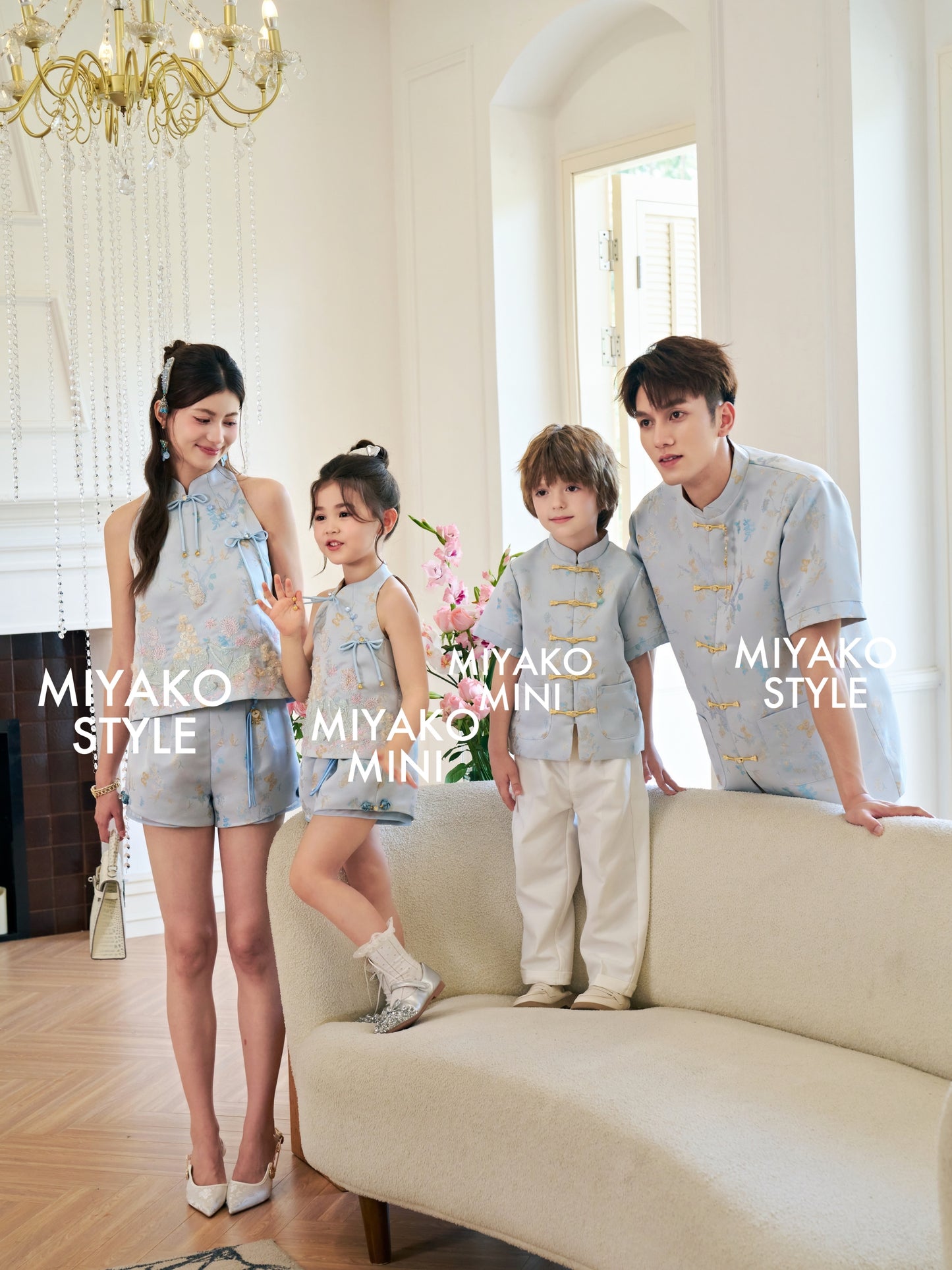 【花花世界】Fabulous Premium Men Suit in Blue 蓝色男唐装