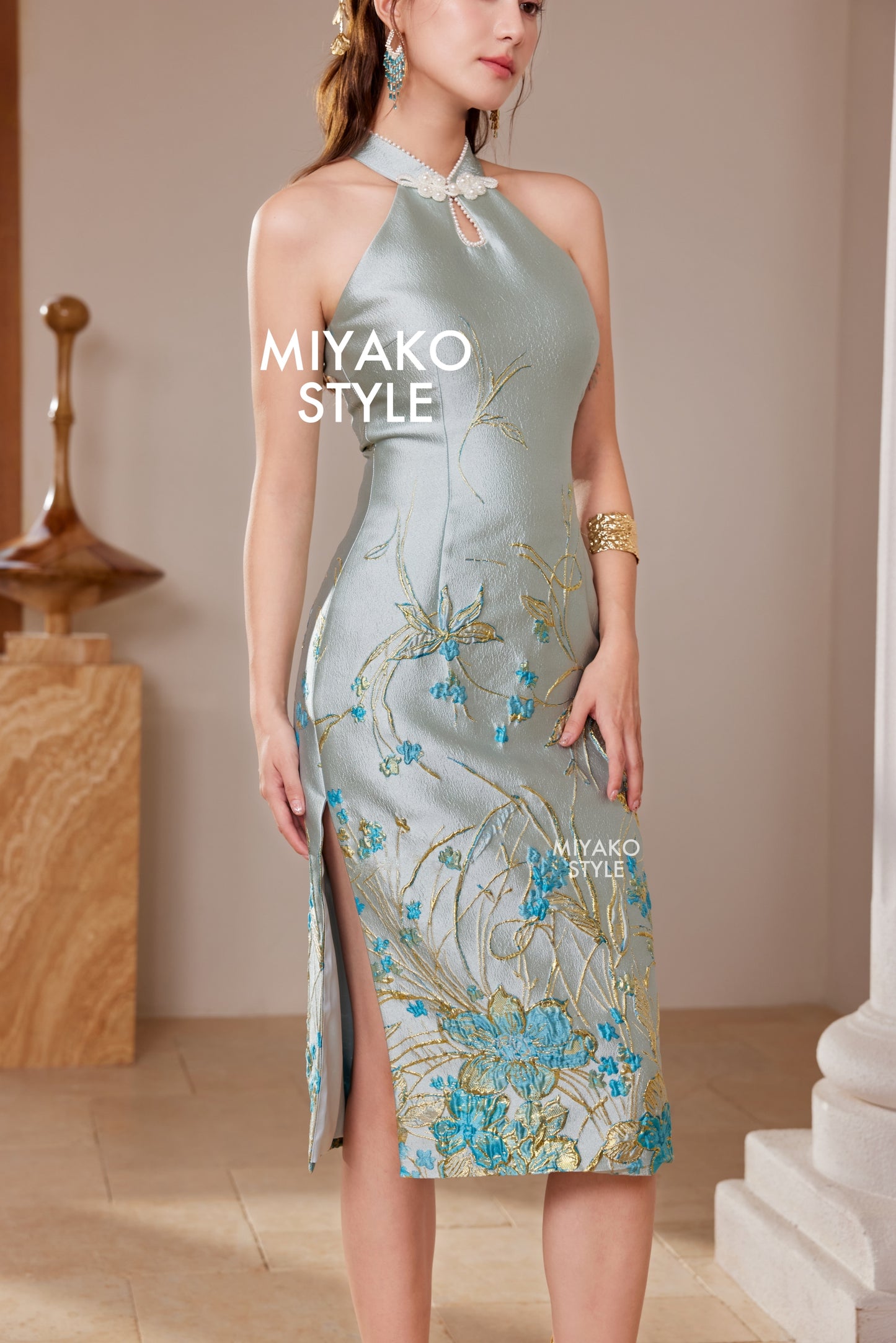 【一枝独秀】Unique Premium Midi Cheongsam Padded & Detachable Dress 女装连身裙