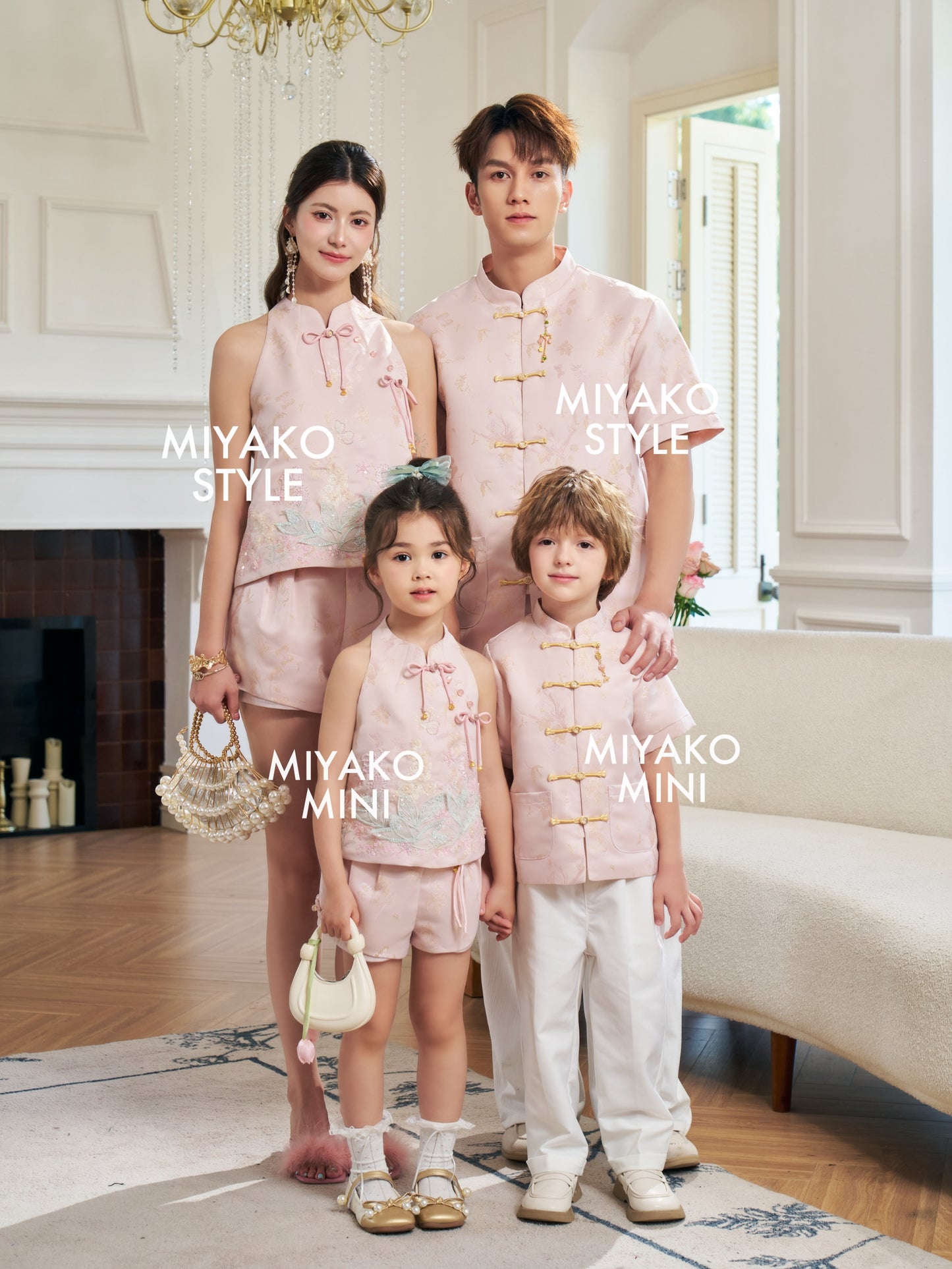 【花花世界】Fabulous Premium Embroidered Short in Pink 粉色女装短裤