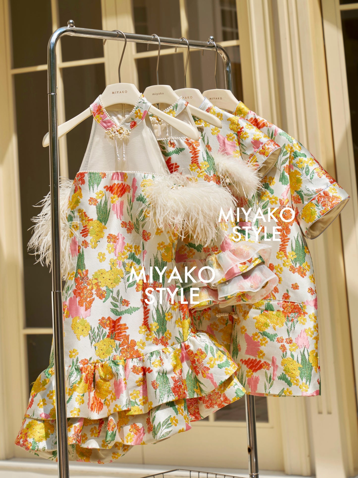 【许我耀眼】Glowy Padded & Detachable Fur Sleeve Cheongsam Dress 女装连身裙