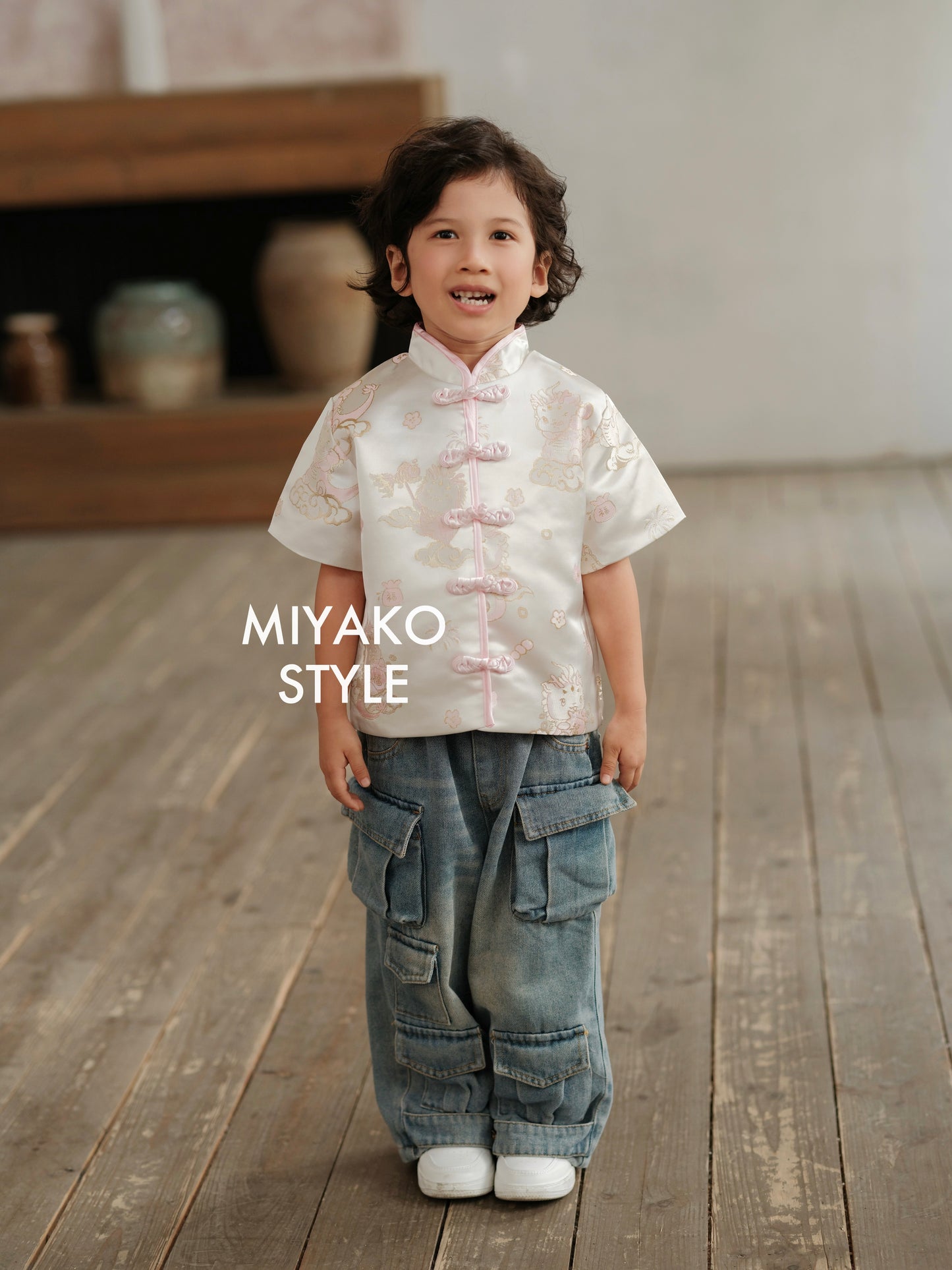 【喜乐龙龙】Joyful Dragon Little Boy Suit in Pink 粉色 (小男孩 ）