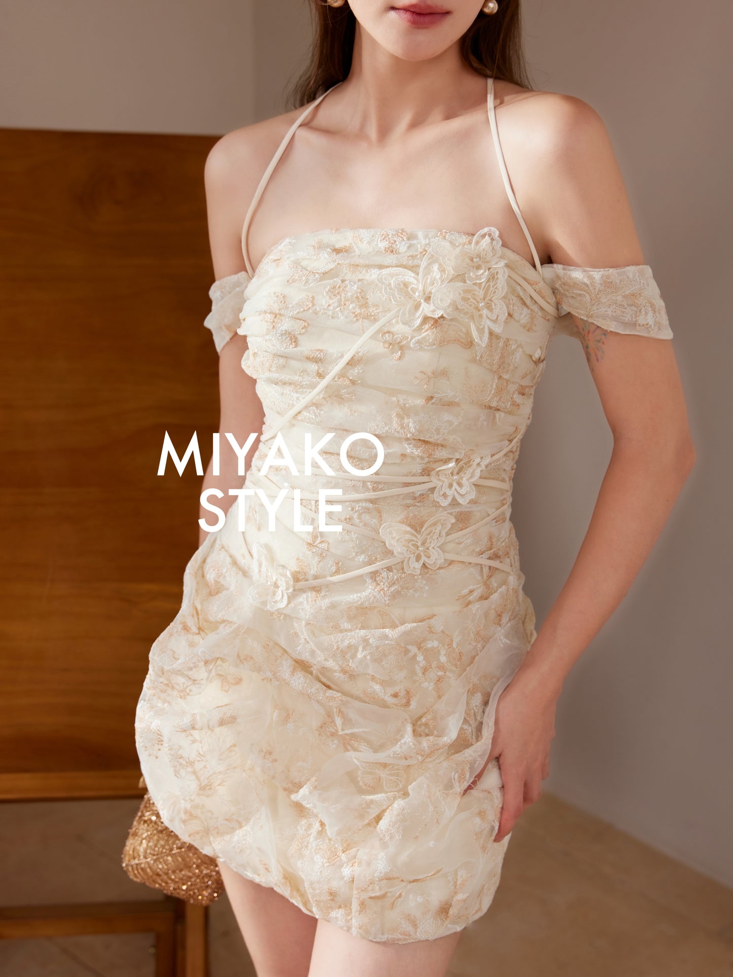 【唯一】Only One Premium Embroidered 8in1 Padded Dress 女装连身裙