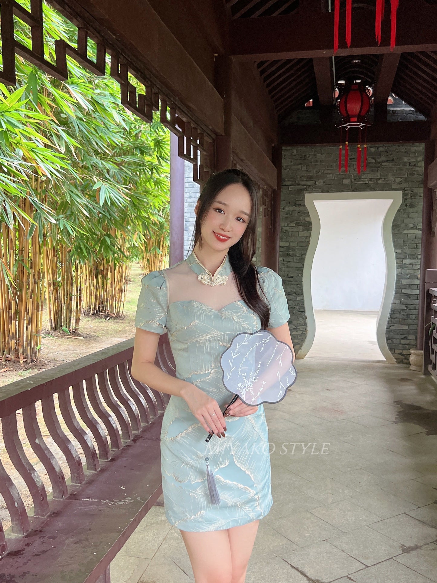 (DEFECT)【金枝玉葉】 Yu Ye Slim Fit Women Cheongsam Dress