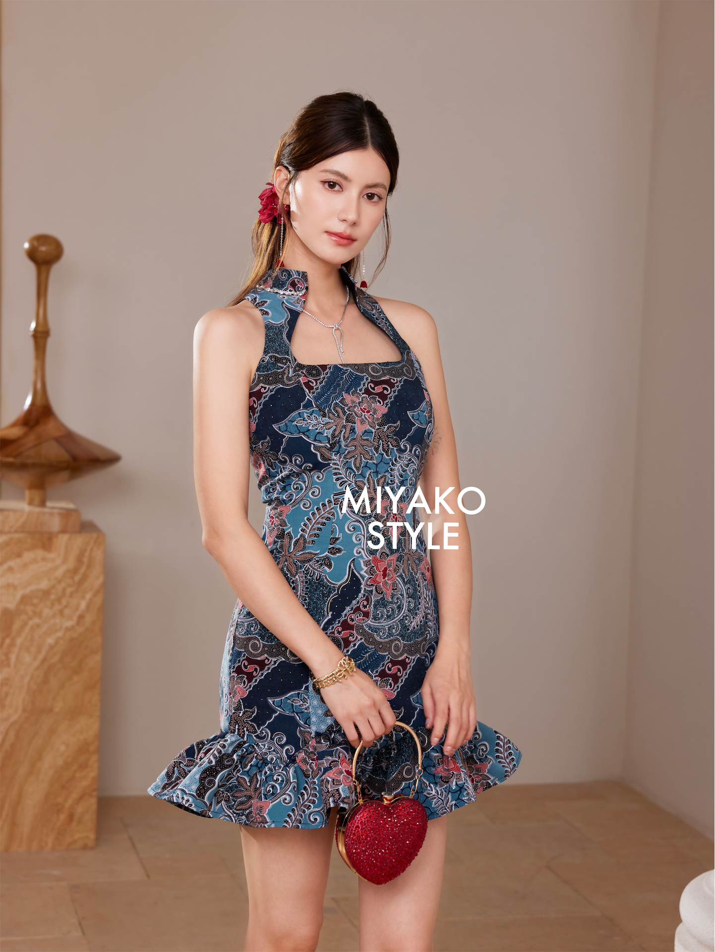 Batik Muse Heritage Padded Dress & Detachable sleeves