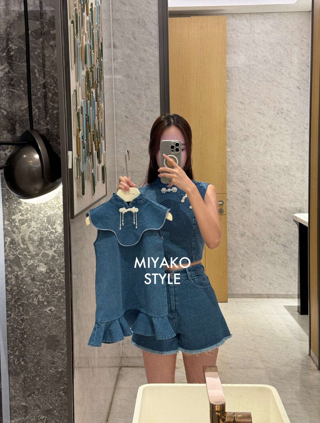 【牛仔很忙】Denim Cheongsam Sleeveless Crop Top (无袖上衣ONLY)