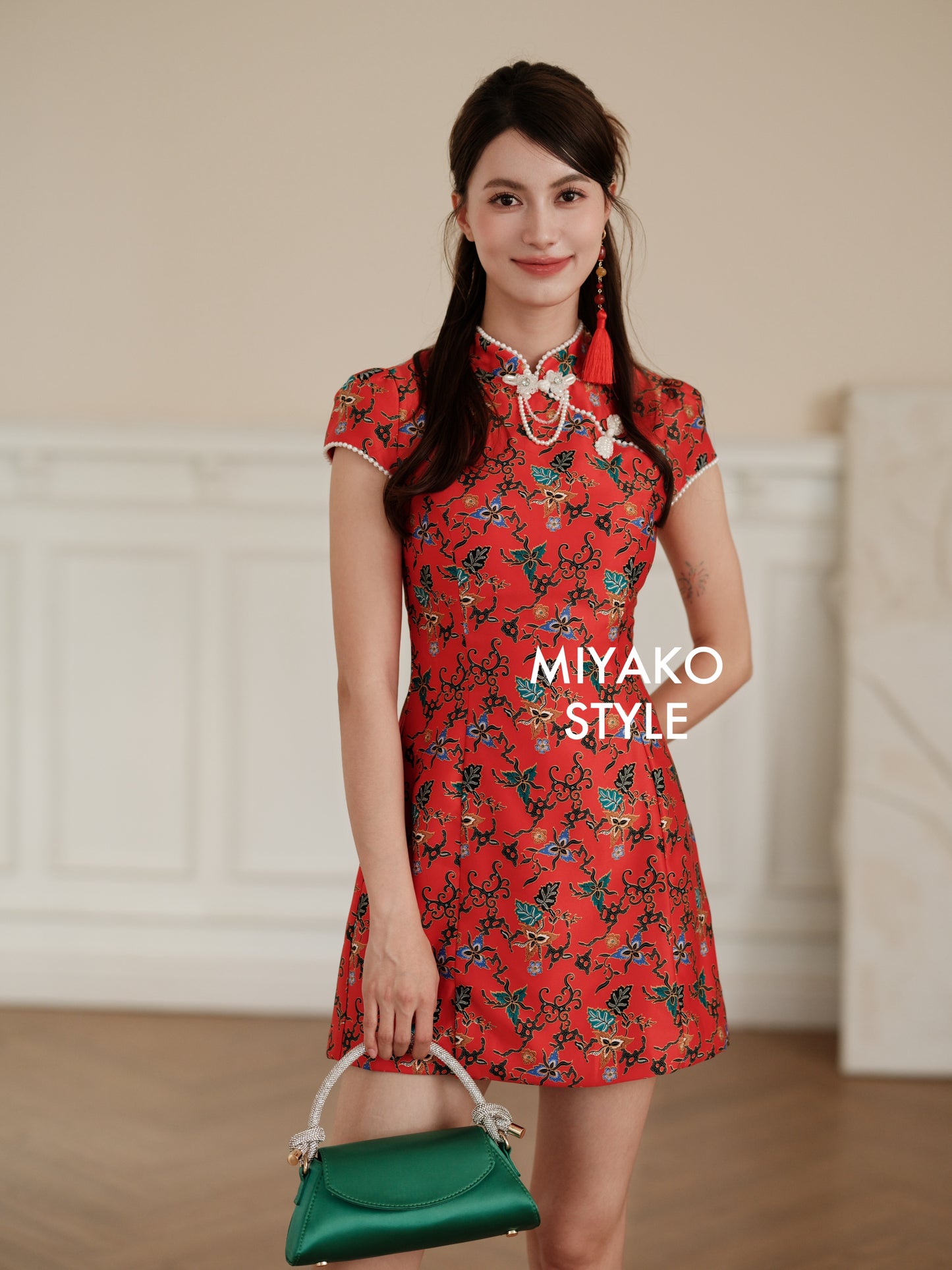 【巴迪】Vintage Batik Cheongsam Dress with Pearl 女装连身裙