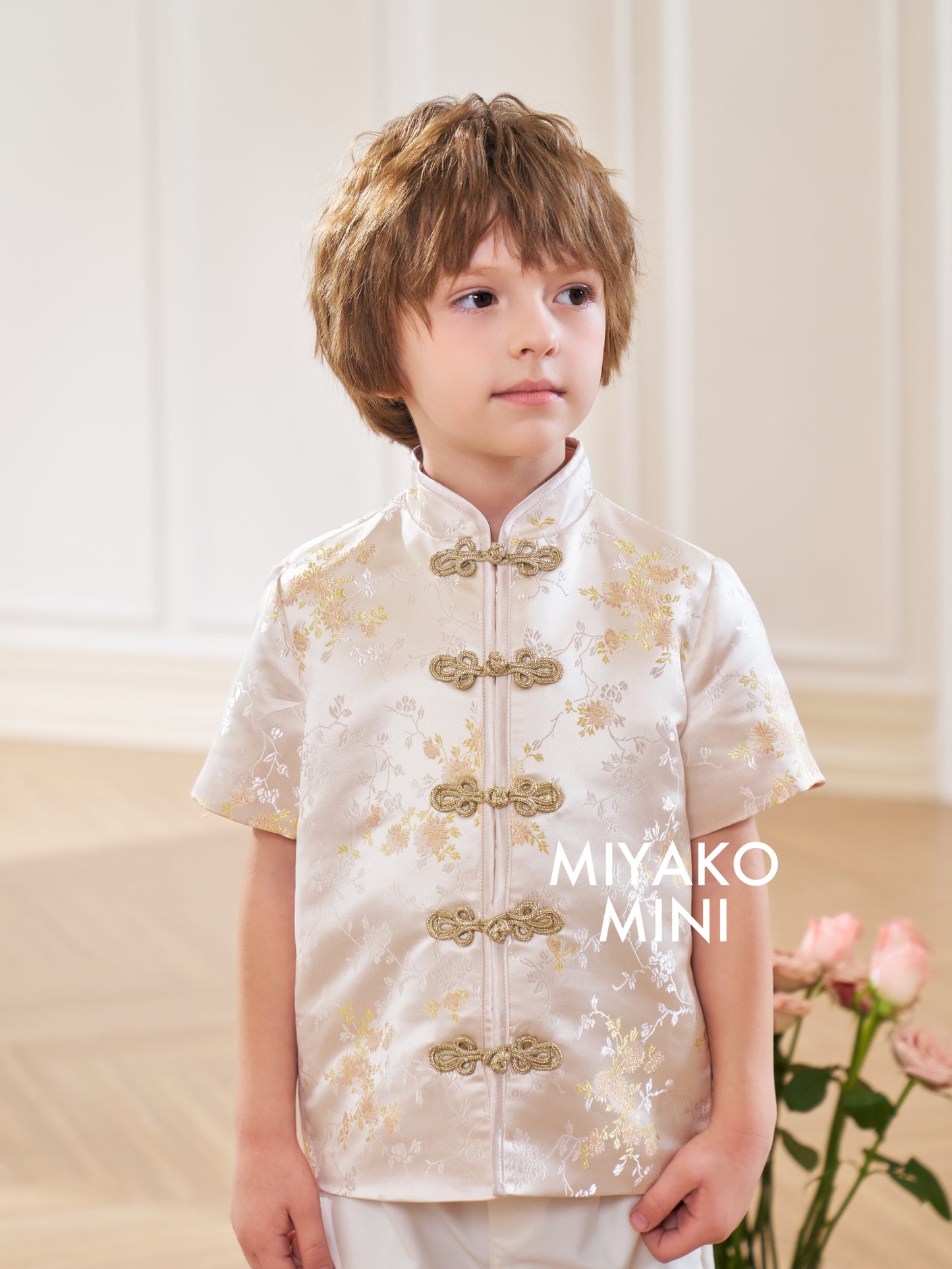 【孔雀开屏】Feather Cheongsam Little Boy Suit in Pink 香槟粉小男孩唐装