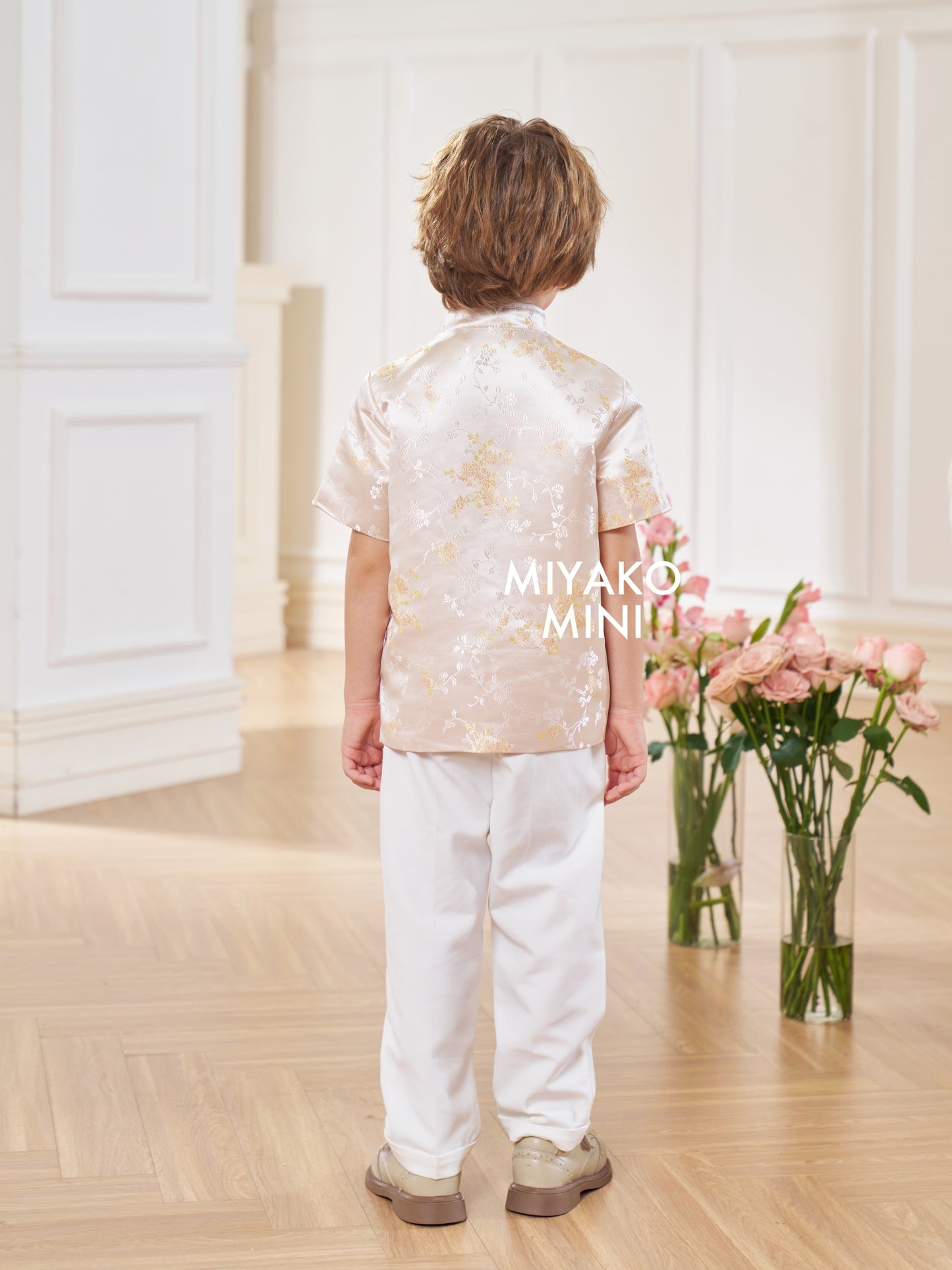 【孔雀开屏】Feather Cheongsam Little Boy Suit in Pink 香槟粉小男孩唐装