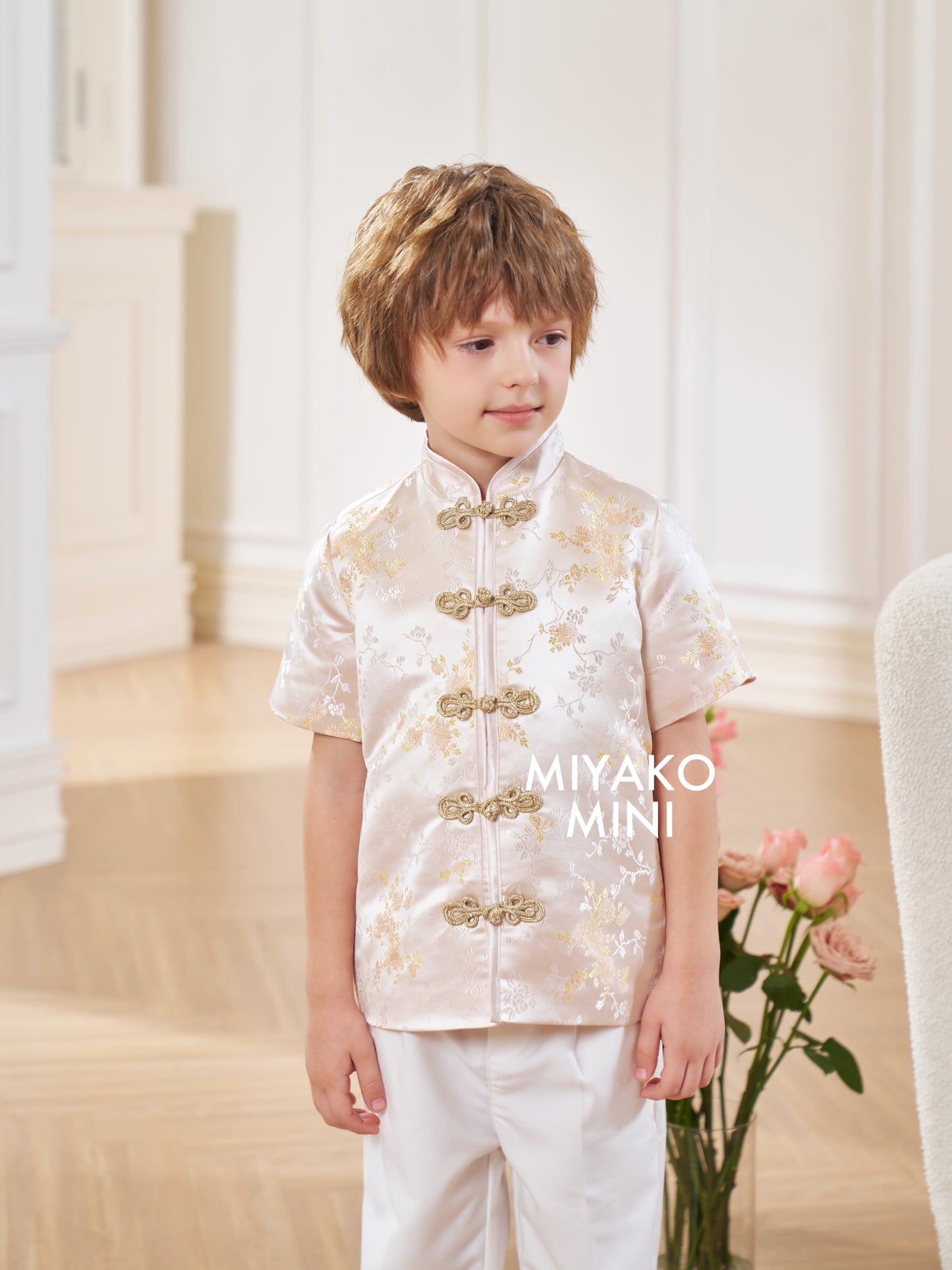 【孔雀开屏】Feather Cheongsam Little Boy Suit in Pink 香槟粉小男孩唐装