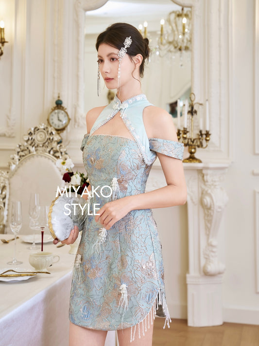 【万事如亿】Billionaire Embroidered Padded & Detachable Sleeve Mini Cheongsam Dress in Sea Blue 绿蓝色女装短款