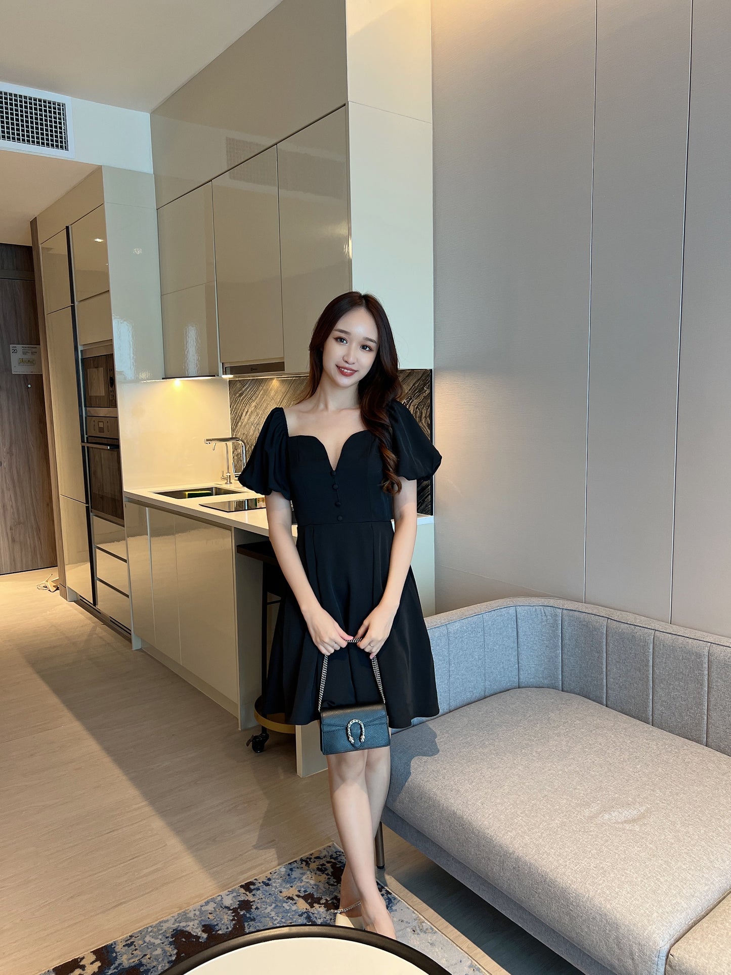 Sandra Bubble Sleeve Mini Dress in Black