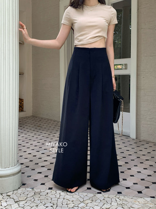 Adele High Waist Long Pants in Black