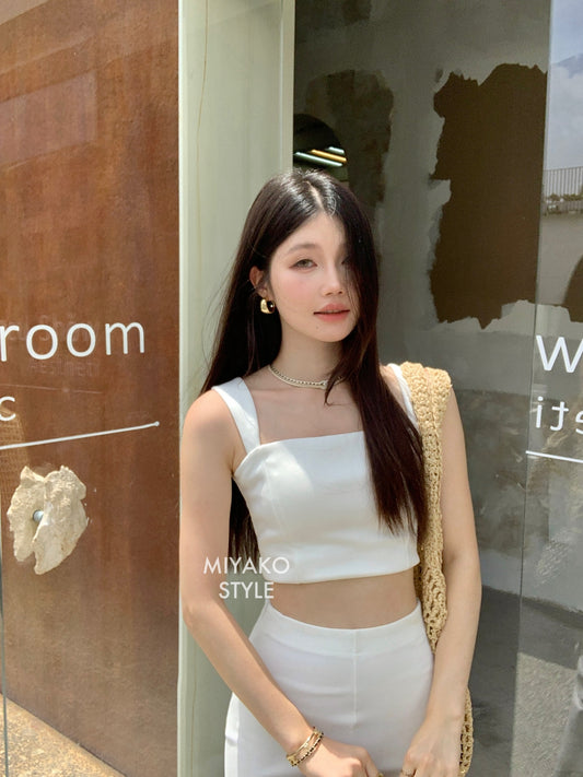 The New Premium Bra Crop Top in White