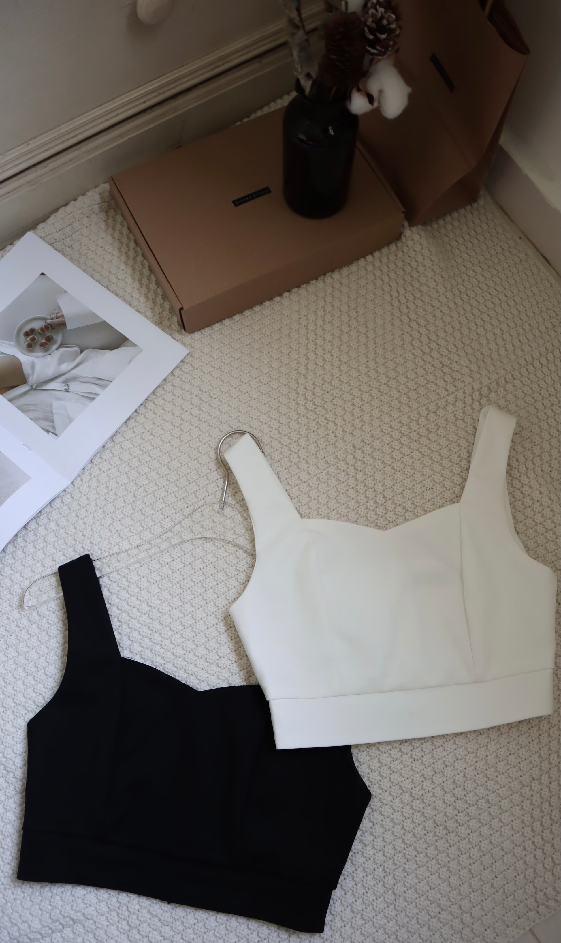 Adelyn crop top in black