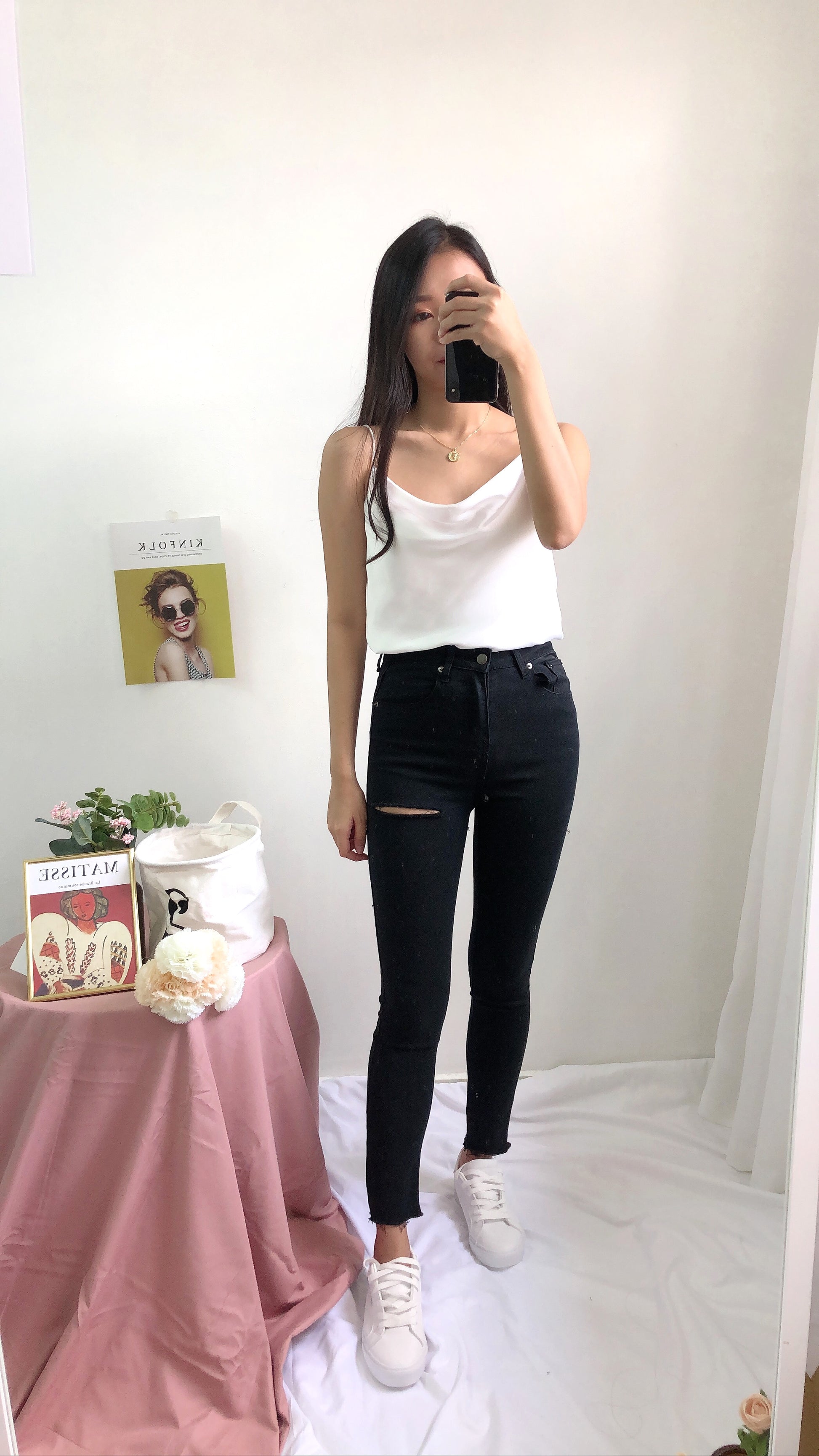 Upgrade version - Avery ripped jeans in Black